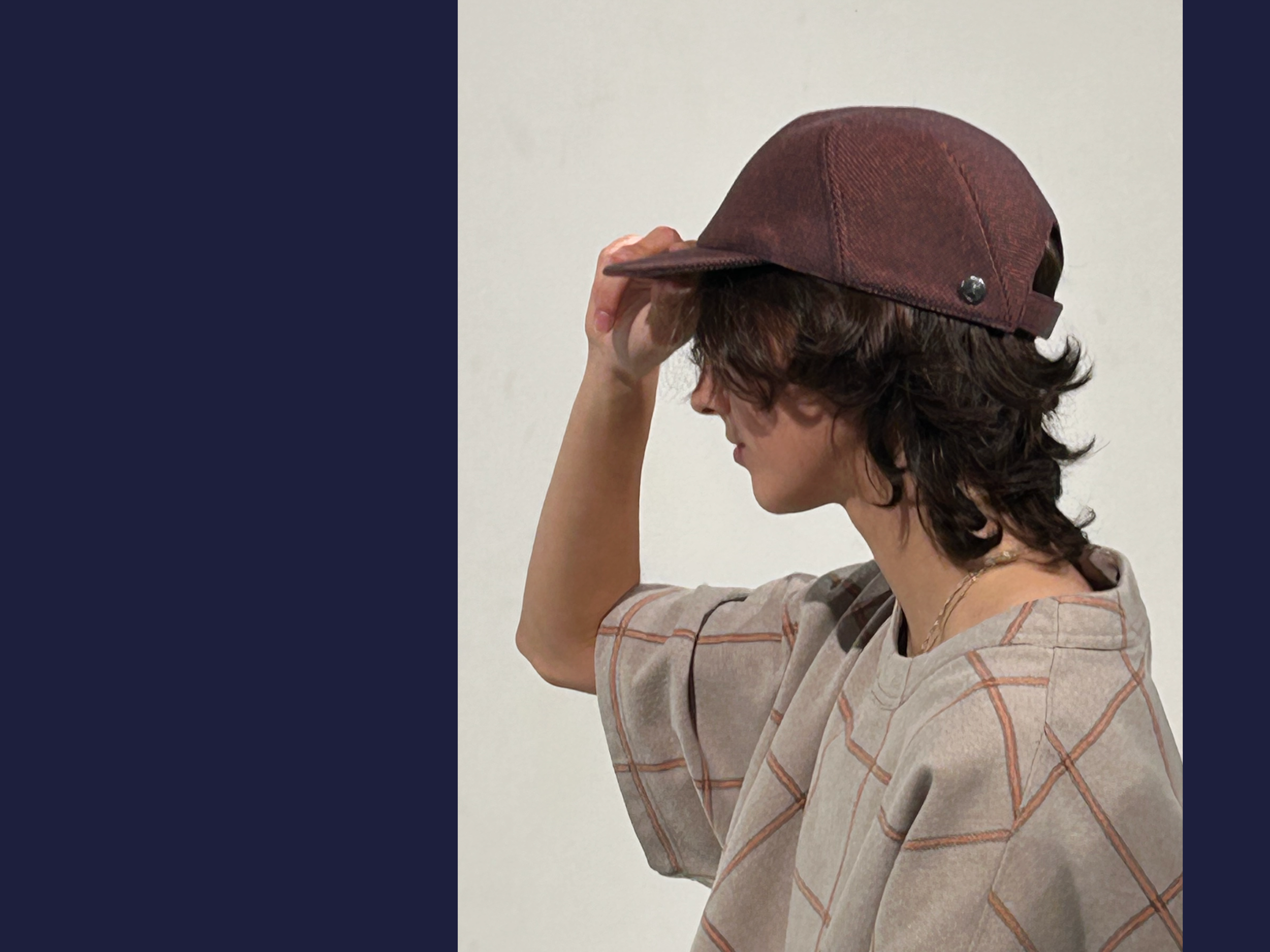 Lola is wearing a Le Panache Paris© cap N°123 made in France with Parcel Loop f