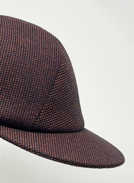 N°123_Cap on hat rack_Le Panache Paris©